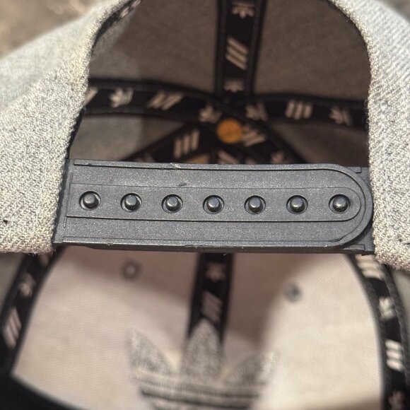 Wolf Gray & Black Snapback Adidas Hat - Picture 7 of 10